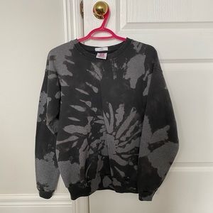 Black tie dye crewneck